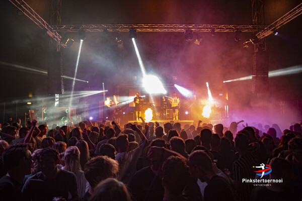 28-05-2023 - PinksterParty (zondag) Mad Men The Band en Duukie en Peer